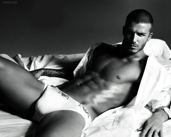 28984-david-beckham-sexy-body-wallpapers_0