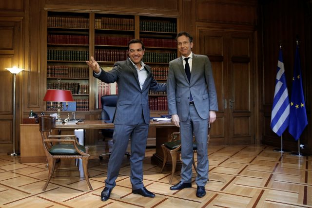 Greek Prime Minister Alexis Tsipras welcomes Dutch Finance Minister and Eurogroup President Jeroen Dijsselbloem at his office in the Maximos Mansion in Athens, Greece September 25, 2017. REUTERS/Alkis Konstantinidis