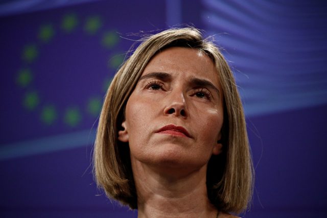 High Representative of the European Union for Foreign Affairs and Security Policy and Vice-President of the European Commission Federica Mogherini and European Commissioner for Migration and Home affairs Dimitris Avramopoulos  give a press conference  on the Commission's contribution to Malta Summit: Migration, Security, EU Information Systems in Brussels, Brussels on Jan. 25, 2017 / Συνέντευξη τύπου του επίτροπου Μετανάστευσης, Εσωτερικών Υποθέσεων και Ιθαγένειας της Ευρωπαϊκής Ένωσης Δημήτρη Αβραμόπουλου και της Ύπατης Εκπρόσώπου της  Ευρωπαϊκής Ένωσης για θέματα Εξωτερικής Πολιτικής και Πολιτικής Ασφαλείας στις Βρυξέλλες στις 25 Ιανουαρίου, 2017.