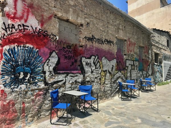 Athens-graffiti-cafe-chairs