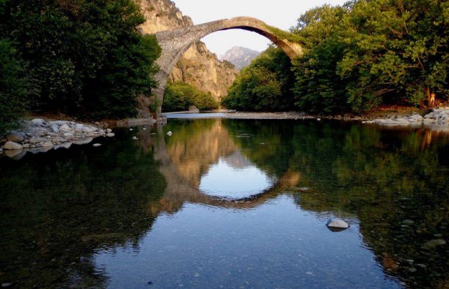 Άγιος Παΐσιος εκκλησάκι Κόνιτσα