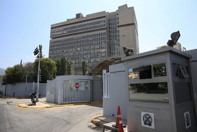 Η ΕΥΠ κάνει 302 προσλήψεις και ζητά μεταφραστές «μακεδονικής» γλώσσας