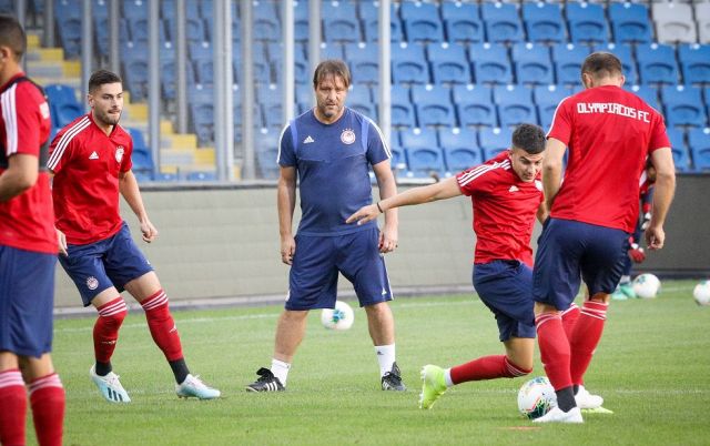 οι σκεψεις Μαρτινς για την ενδεκάδα