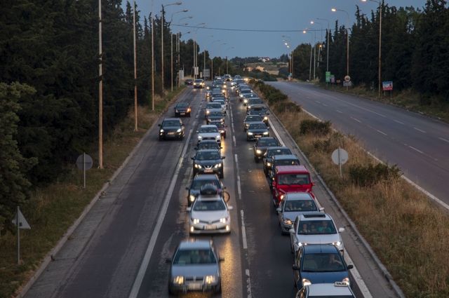 κίνηση στους δρόμους