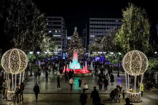 χριστούγεννα στην αθήνα με κορονοϊό