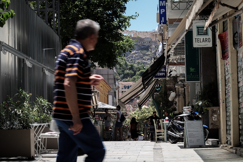 Ερμού βόλτα εν μέσω καραντίνας 