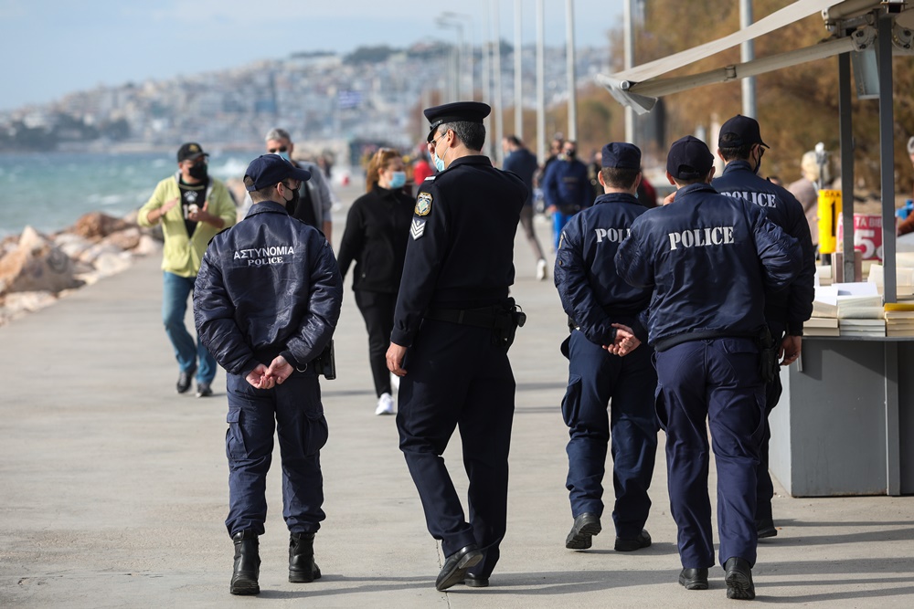 Έλεγχοι για τα μέτρα κατά της πανδημίας 