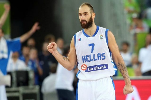 o spanoulis apefthinthike ston giannaki