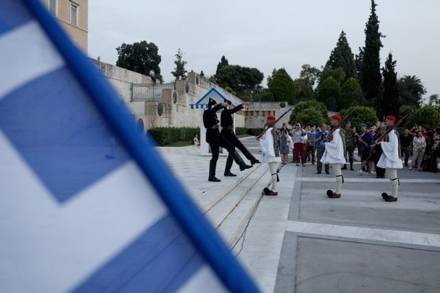 Αλλαγή φρουράς Μνημείο Άγνωστου Στρατιώτη Στρατ