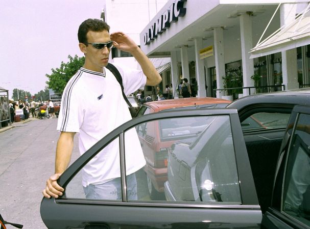 Katash at his arrival as a player, years ago for Panathinaikos