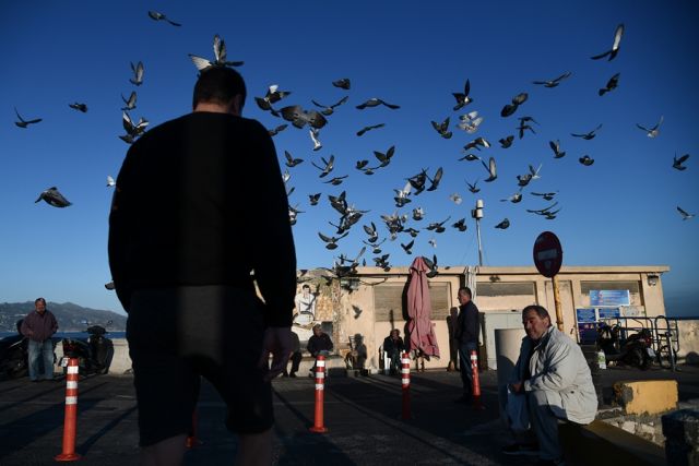 Κόσμος στο Ηράκλειο Κρήτης