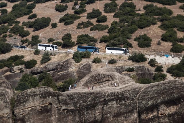 Τουριστικά λεωφορεία 