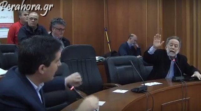 Λουτράκι: Άγριος καβγάς βουλευτών στο συμβούλιο για το μεταναστευτικό (video)
