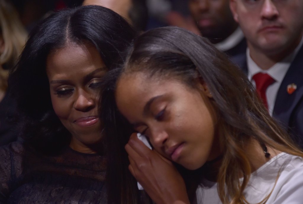 Πάνω από όλα μπαμπάς: Τα δάκρυα της κόρης του Ομπάμα όταν μίλησε για εκείνη (video)