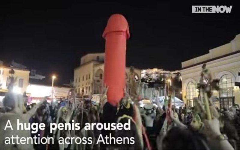 Περιφορά φαλλού στο κέντρο της Αθήνας! (Video)