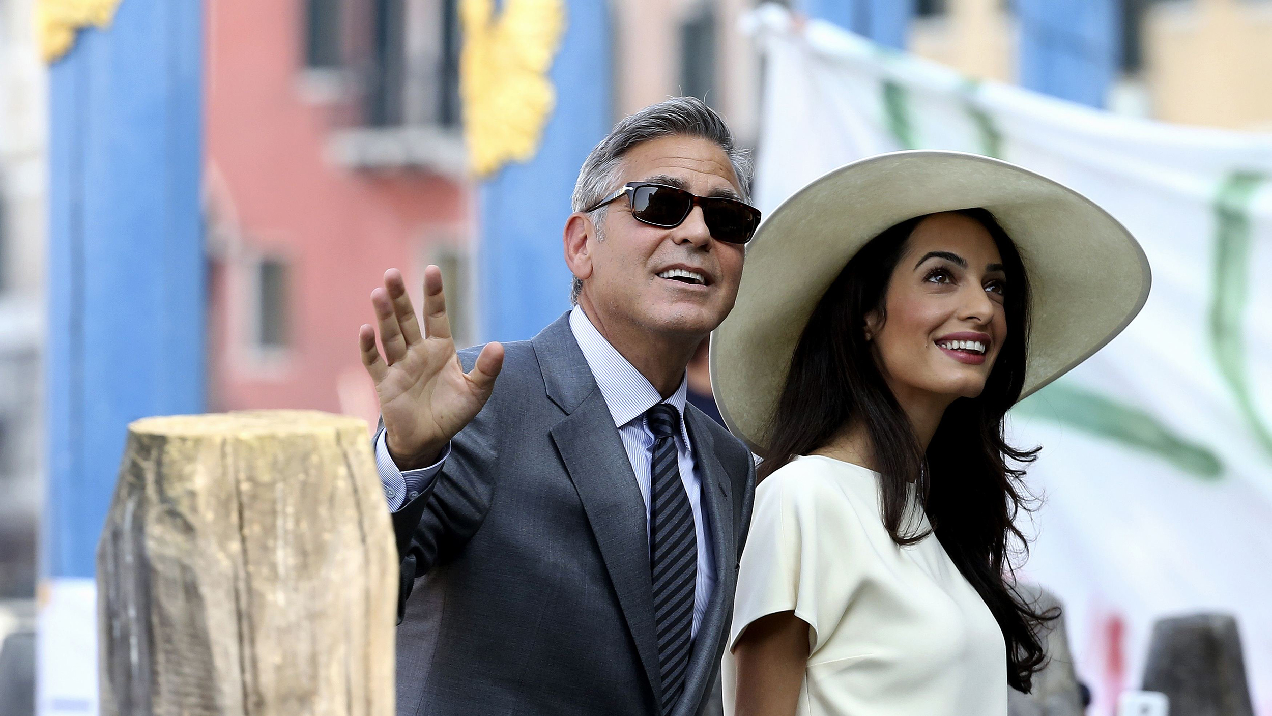 Ο George Clooney μίλησε! “Ο Belmondo έγινε πατέρας στα 70. Αυτό σκέφτομαι και νιώθω καλύτερα” (video)