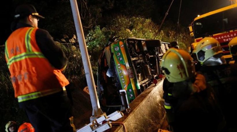 Ταΐβάν: Ανατροπή λεωφορείου με 32 νεκρούς