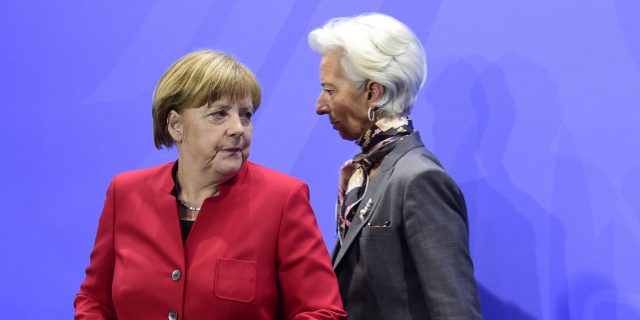 Christine Lagarde, Managing Director of the International Monetary Fund (IMF) and German Chancellor Angela Merkel (L) arrive for a press conference at the Chancellery in Berlin, on April 5, 2016. / AFP / John MACDOUGALL (Photo credit should read JOHN MACDOUGALL/AFP/Getty Images)