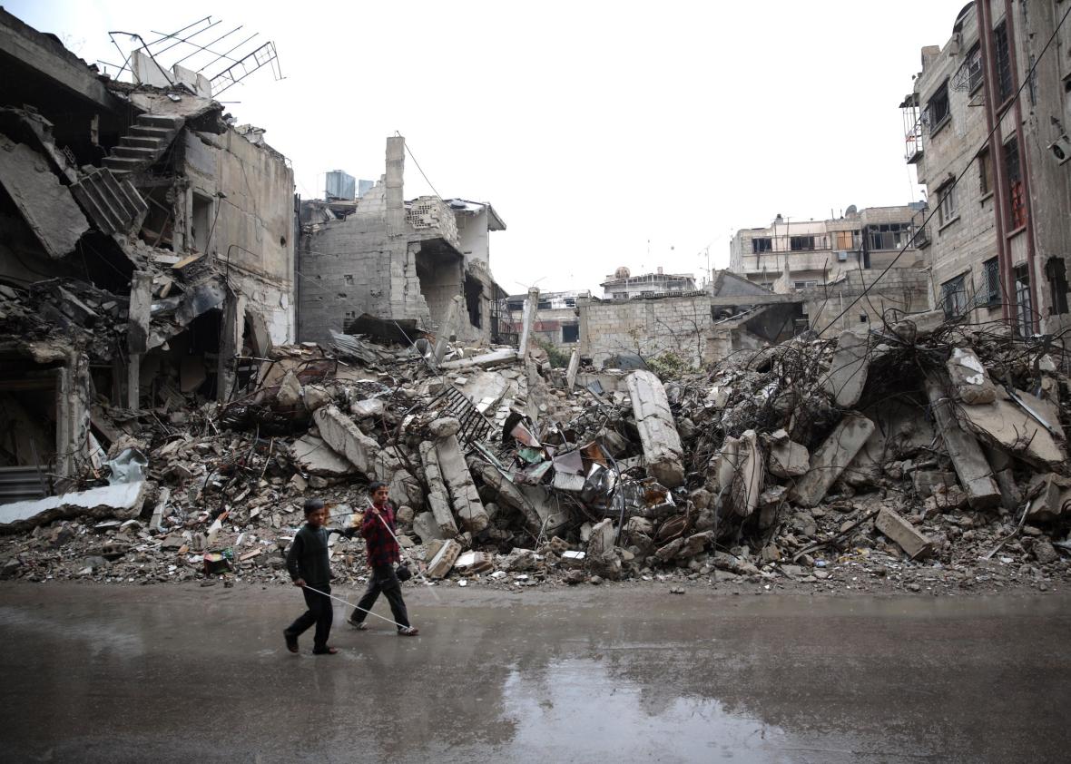Ο νεαρός που “πυροδότησε” τον πόλεμο στη Συρία μιλά στην «Telegraph»: “Πλάκα κάναμε. Δεν φανταζόμουν αυτό το κακό” (pics-vid)