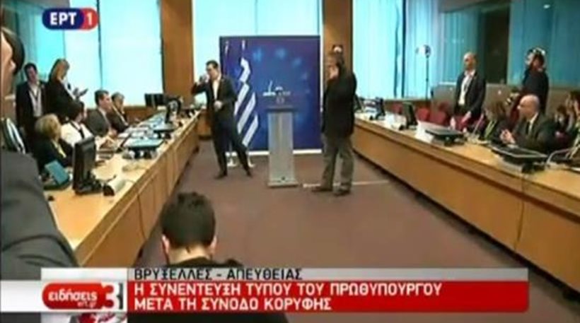 “Ας πιω λίγο νερό μη φύγω πάλι όπως στην Ουκρανία”: Ο Τσίπρας τρολάρει τον… εαυτό του! (video)