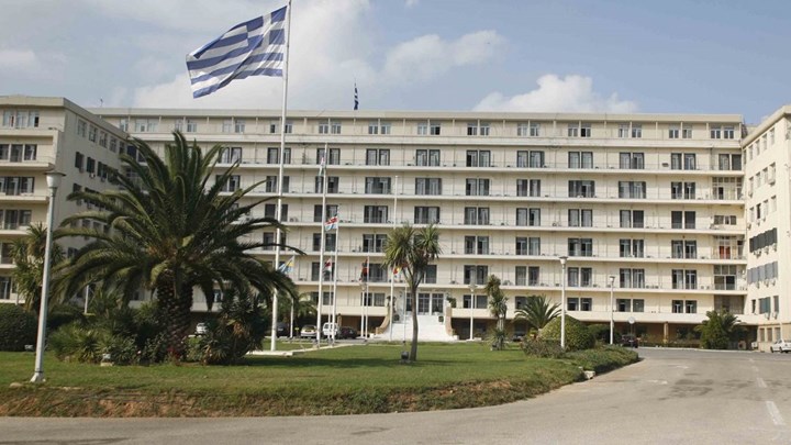 Τι ώρα ενημερώθηκε ο Καμμένος για την επίθεση των ΗΠΑ στη Συρία