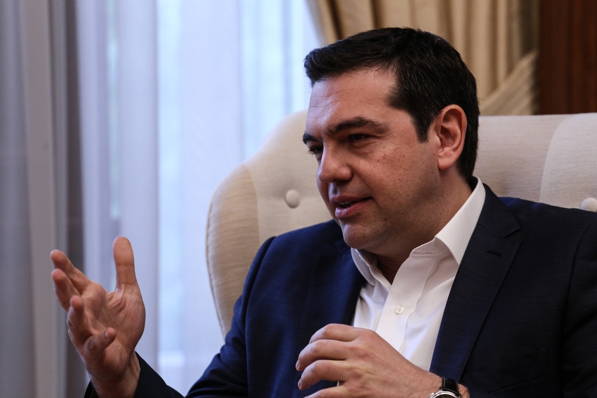 Συνέντευξη Τσίπρα: “Αλλάζουν τα πράγματα. Το Πάσχα είδα τη μεγαλύτερη έξοδο των τελευταίων ετών” (vid)