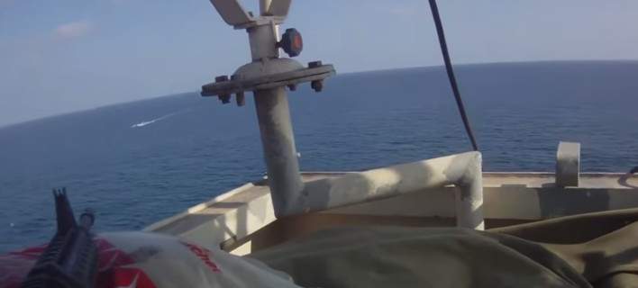 Ανταλλαγή πυρών μεταξύ πειρατών και μισθοφόρων- Το video με τα 7 εκατ. views!