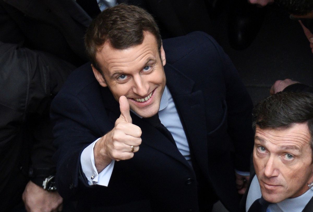 O Εμανουέλ Μακρόν ο 8ος πρόεδρος της Γαλλικής Δημοκρατίας- Ρεκόρ για τη Λεπέν! (pics-vid)