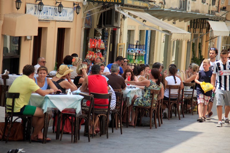 Ηλεκτρονικά η άδεια στα καταστήματα εστίασης