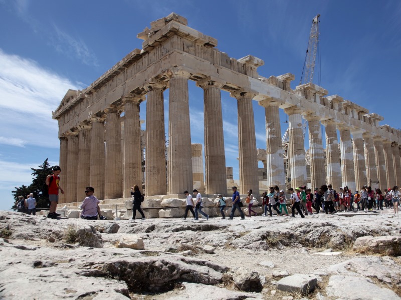 Οι Γερμανοί αρνούνται το χρέος, αλλά όχι και τις διακοπές στην Ελλάδα