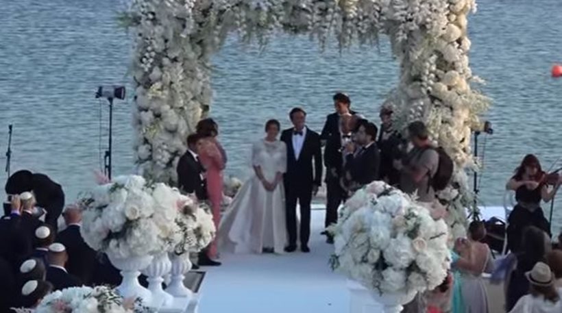 Μύκονος: Ένας γάμος με βιολιά, πιο ωραίος κι από παραμύθι (video)