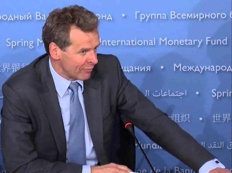 Τόμσεν: «Κανένα πρόβλημα με τις ελληνικές τράπεζες»