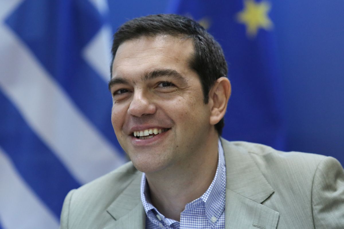 Αλέξης Τσίπρας: Δεσμεύομαι για μείωση φορολογικών συντελεστών άμεσα (pics-vid)