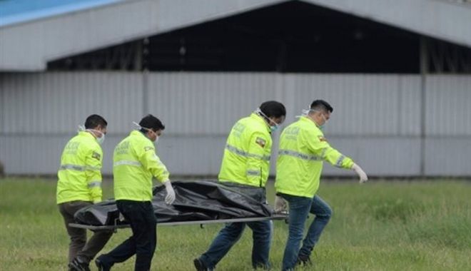 Τραγικό θάνατο βρήκαν δύο άνδρες σε πτήση προς Νέα Υόρκη (vid)
