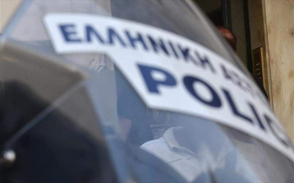 Σε εξέλιξη τρεις επιχειρήσεις εκκένωσης καταλήψεων