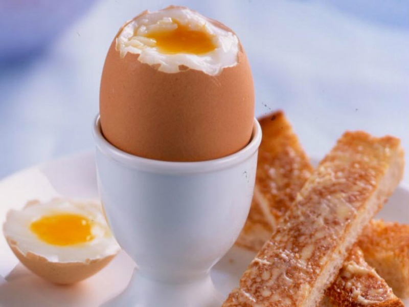 Τι θα συμβεί αν τρώτε ένα αυγό κάθε μέρα