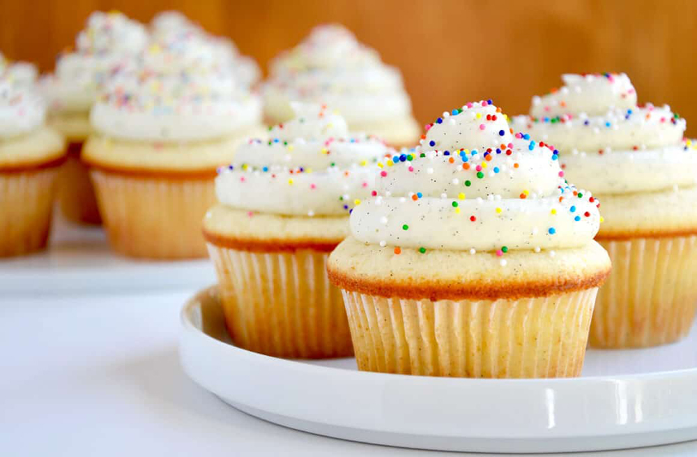 Αφράτα cupcakes για τους λάτρεις του λεμονιού