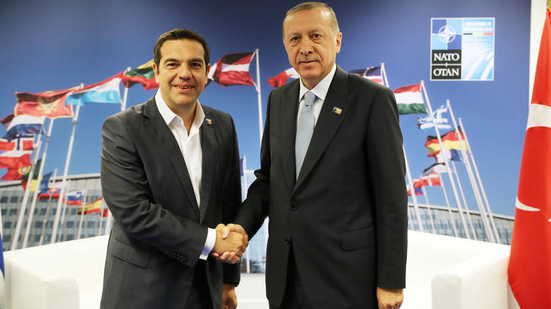 Ολοκληρώθηκε η συνάντηση Τσίπρα – Ερντογάν: «Παγωμένα» χαμόγελα