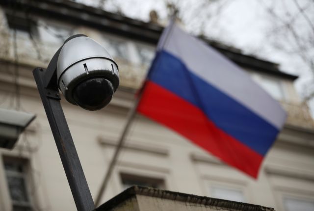 Sputnik: «Δάκτυλος» των ΗΠΑ η απέλαση των Ρώσων