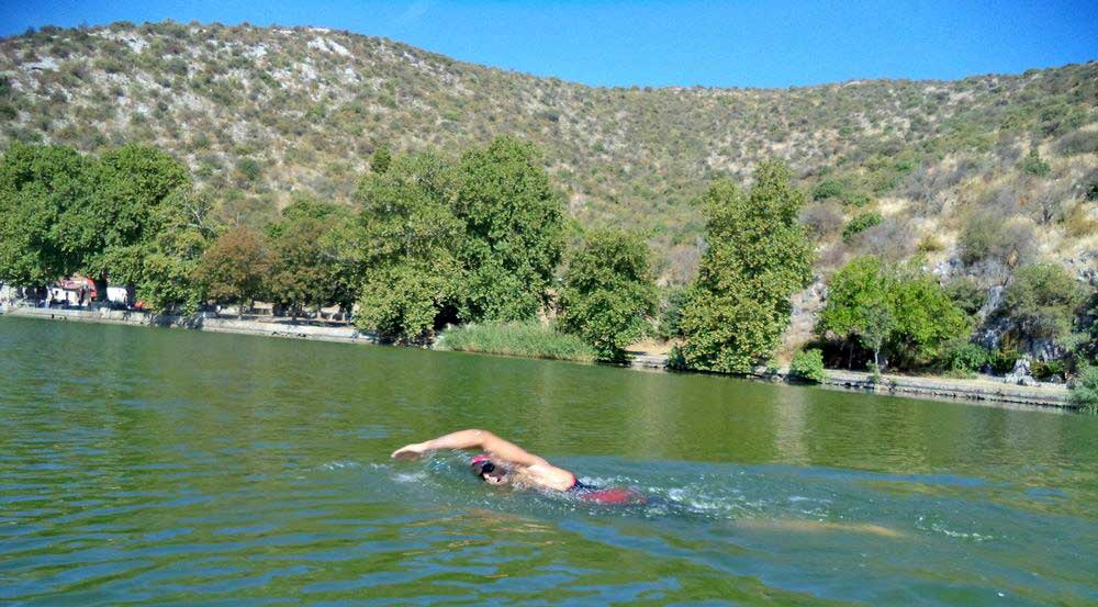 Ανησυχία στην λίμνη Βεγορίτιδα – Απαγόρευσαν το κολύμπι
