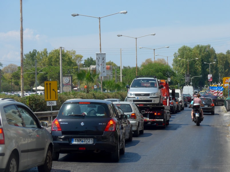 Η αγορά αυτοκινήτου τονώνει την οικονομία