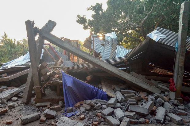 Πανικός στο Μπαλί – Φονικός σεισμός 7 Ρίχτερ (vid)