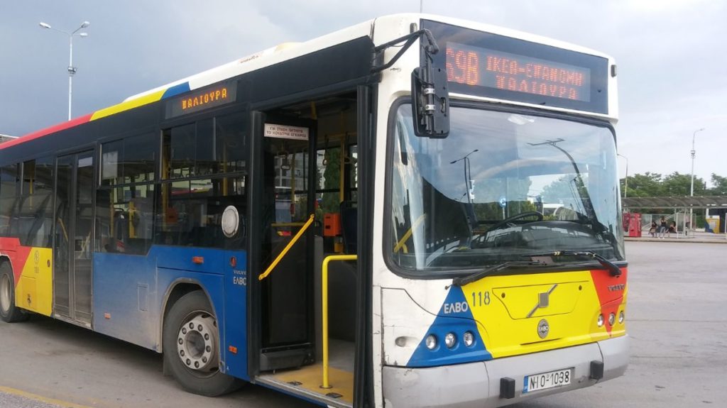 Σύγκρουση ΙΧ με λεωφορείο του ΟΑΣΘ – Ενας τραυματίας