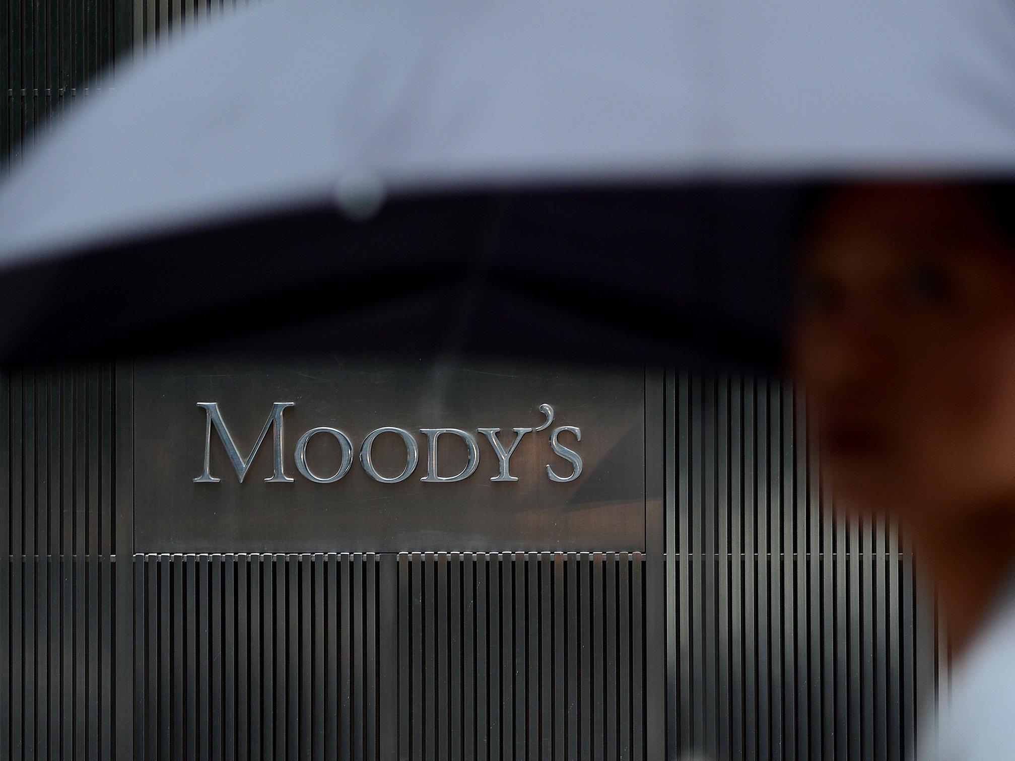 Moody’s: «Μπλόκο» στην αναβάθμιση, “πάγος” και στις εξαγγελίες Τσίπρα