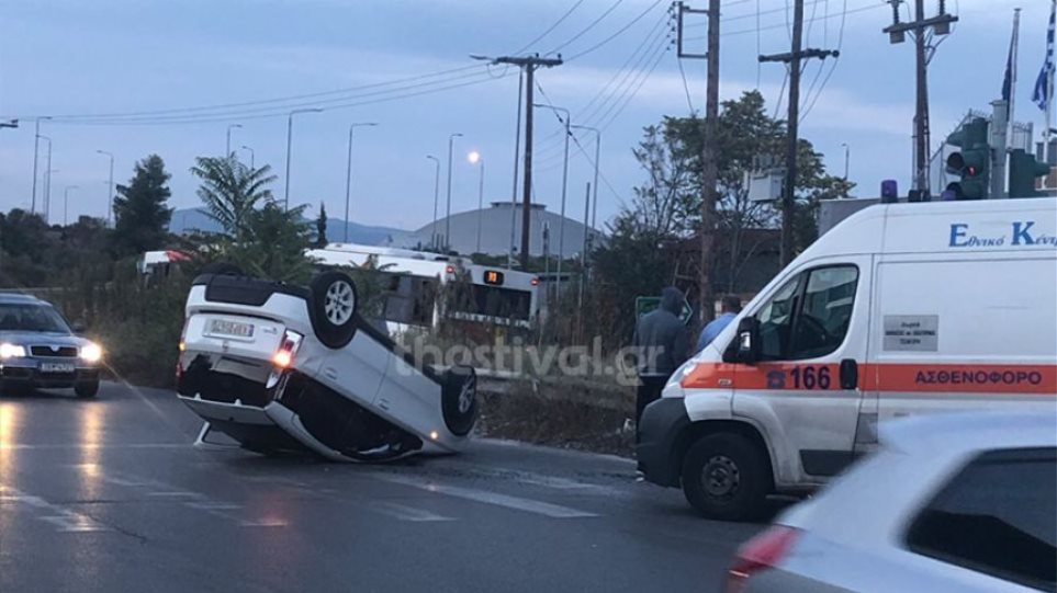 Νεκρός ηλικιωμένος οδηγός – Ανατράπηκε το αυτοκίνητό του