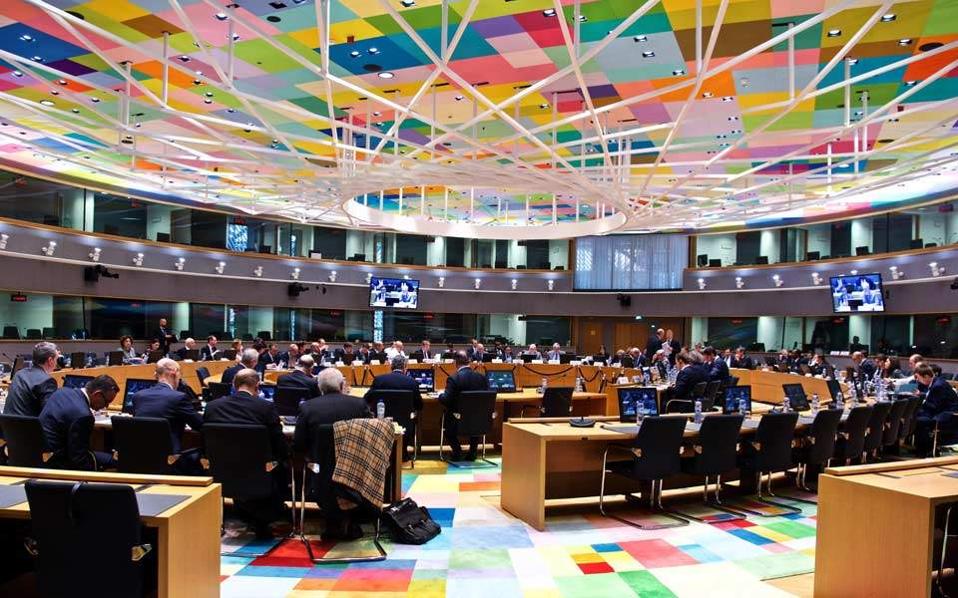 Σε έκτακτο Eurogroup η απόφαση για περικοπές ή μη στις συντάξεις