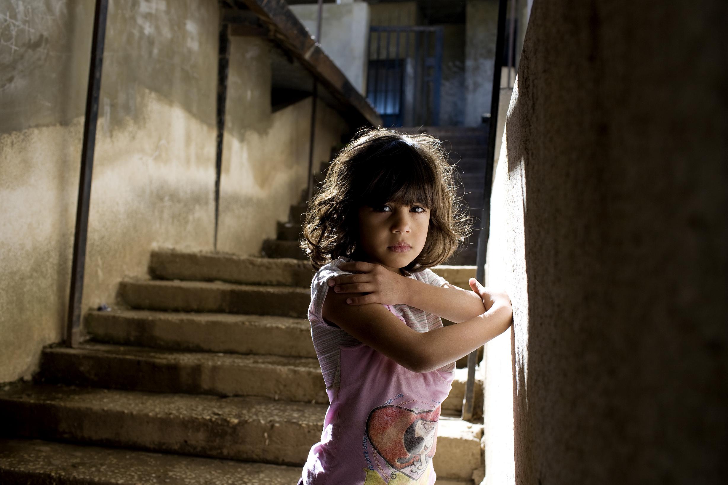 Τρόμος και βία στη Μόρια: Ξάγρυπνες οι μητέρες, για να μην βιαστεί και το δικό τους παιδί