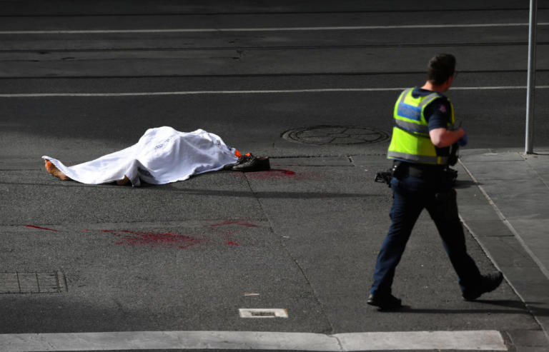 Επίθεση με μαχαίρι στη Μελβούρνη – Ένας νεκρός και τραυματίες (vids)