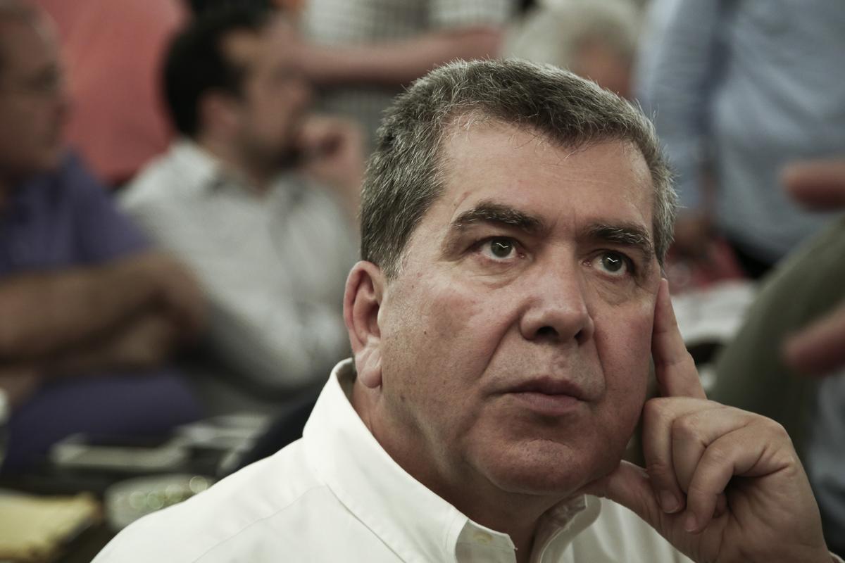 Αναδρομικά: Ο Μητρόπουλος επιμένει και προκαλεί τον Βούτση