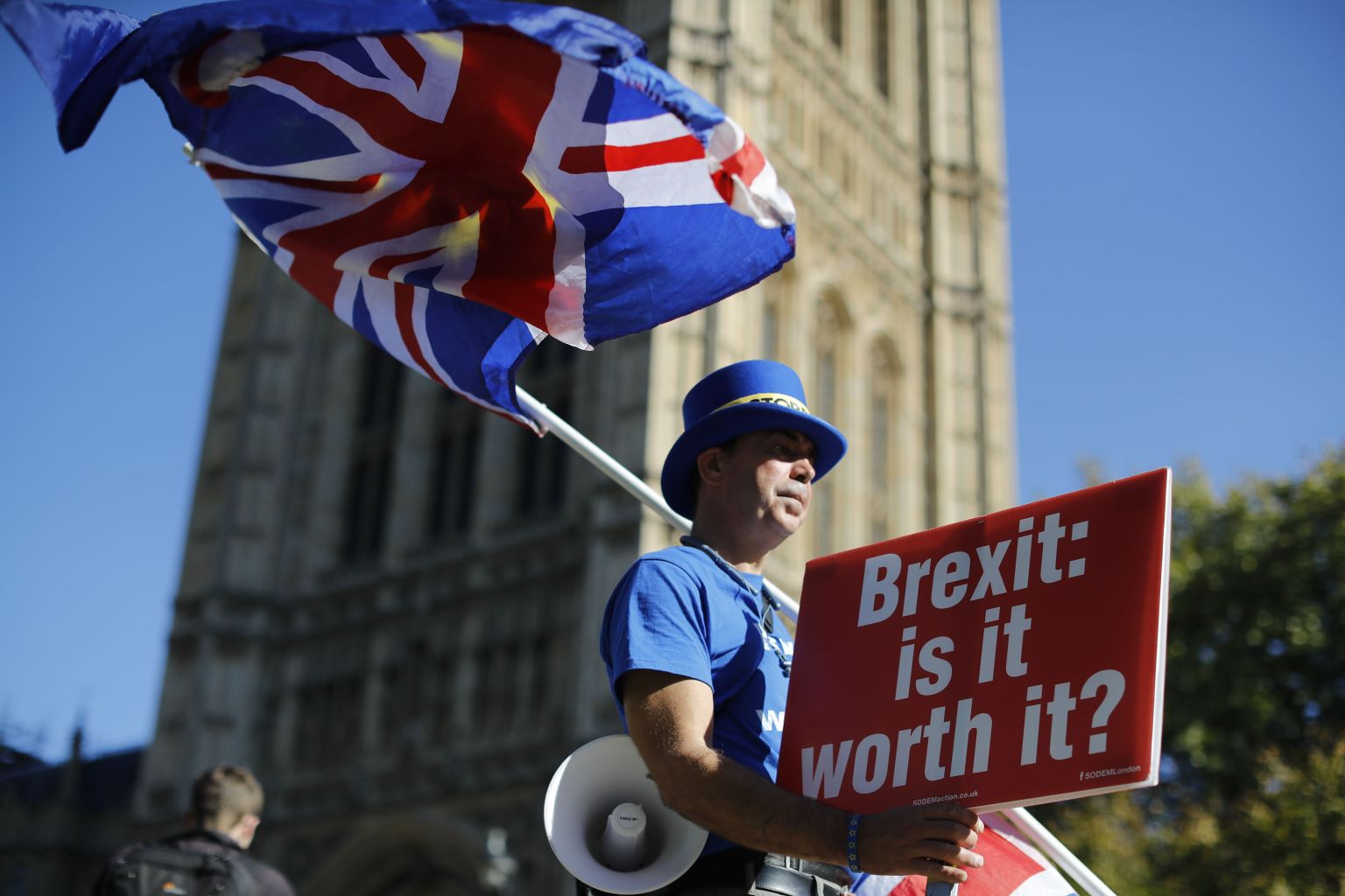 Brexit: Οι 27 της ΕΕ ενέκριναν τη συμφωνία αλλά προειδοποιούν
